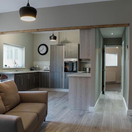 Queensgate Holiday Apartment , Beverley With Parking ภายนอก รูปภาพ