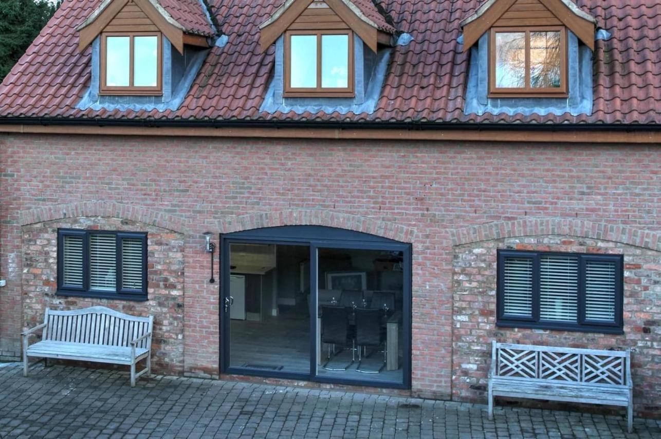 Queensgate Holiday Apartment , Beverley With Parking ภายนอก รูปภาพ